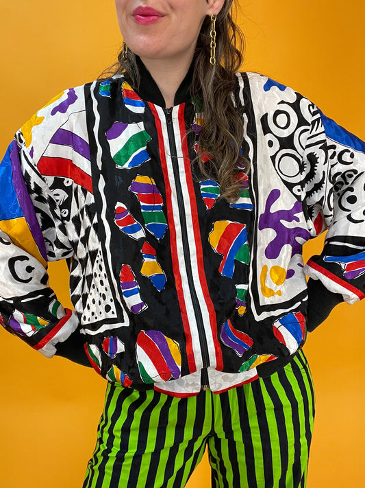 Megacoole Sommerblousonjacke mit maximalistischem 80s/90s Powerprint