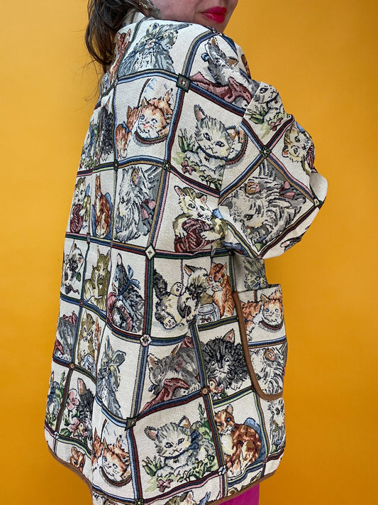 Kitschige Multimotiv-Gobelinjacke für crazy Catlovers