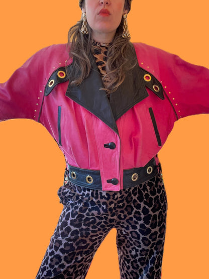 Pinke 80s/90s Lederjacke mit edgy Details