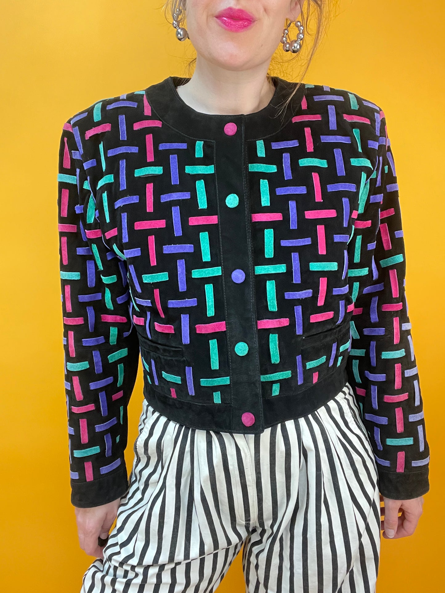 80s/90s Velourslederjacke mit gewebtem 3D Regenbogen-Streifen-Look