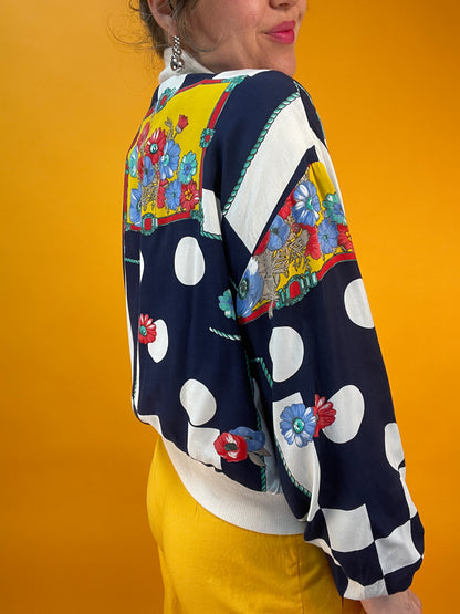 Supergemütliche Sommerbomberjacke mit maritimen Blumenprint