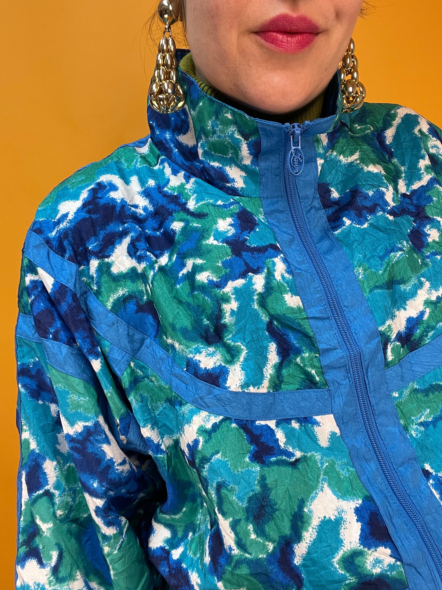 80s Ballonseidenjacke mit wildem Print