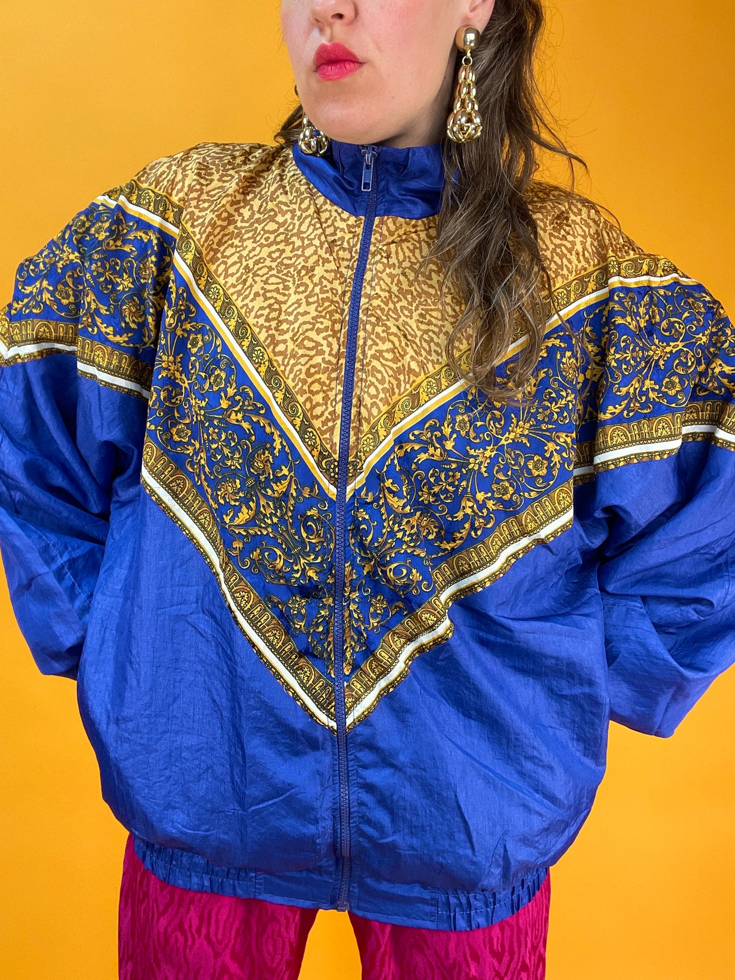 Königsblaue 80s Trainingsjacke mit Leoparden-Barockprint