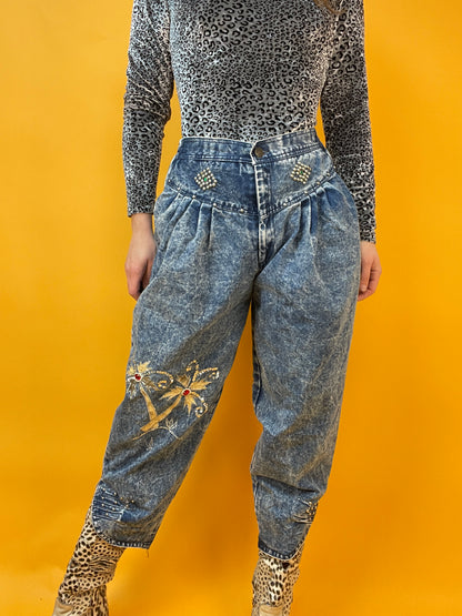 80s Acid washed Ballonjeans mit Applikationen und Nieten