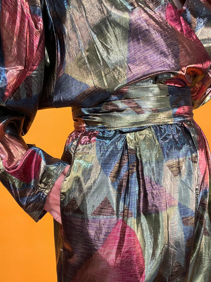 Glänzender Showstopper 80s Metallic-Jumpsuit aus gemustertem Lamé
