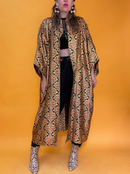 Famoser langer Kimono aus schimmerndem Lurex