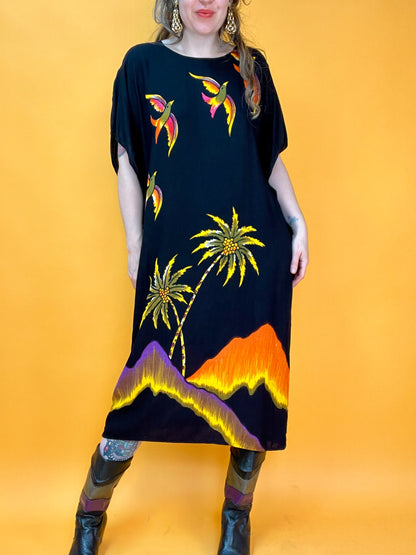 Herrlich dünnes Kaftankleid mit funky Beachvibeprint