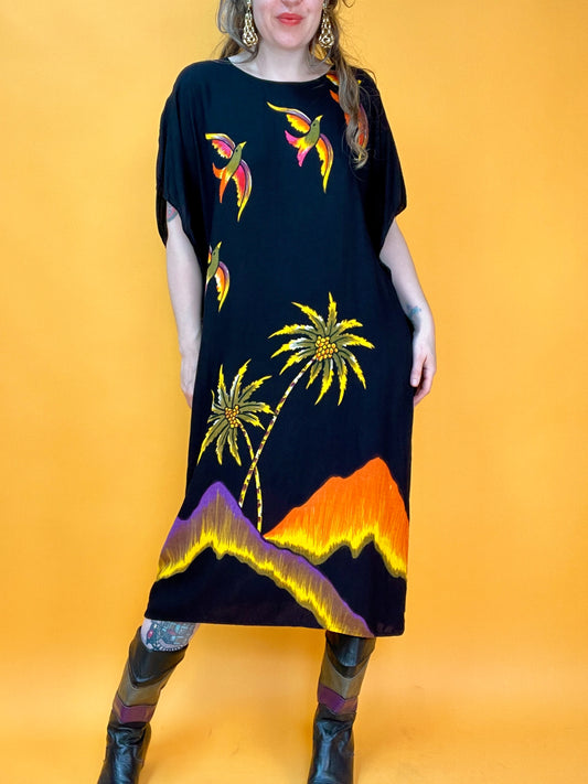 Herrlich dünnes Kaftankleid mit funky Beachvibeprint