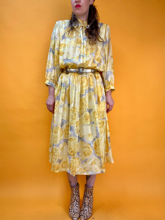 Sommerkleid von Lucie Linden mit Fledermausärmeln und tollem Blumenprint