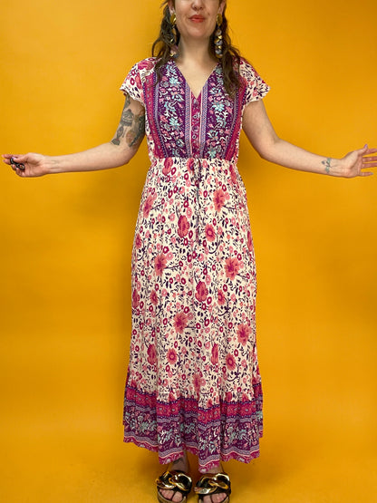 Bohemian Maxikleid mit hippieskem Blumenprint