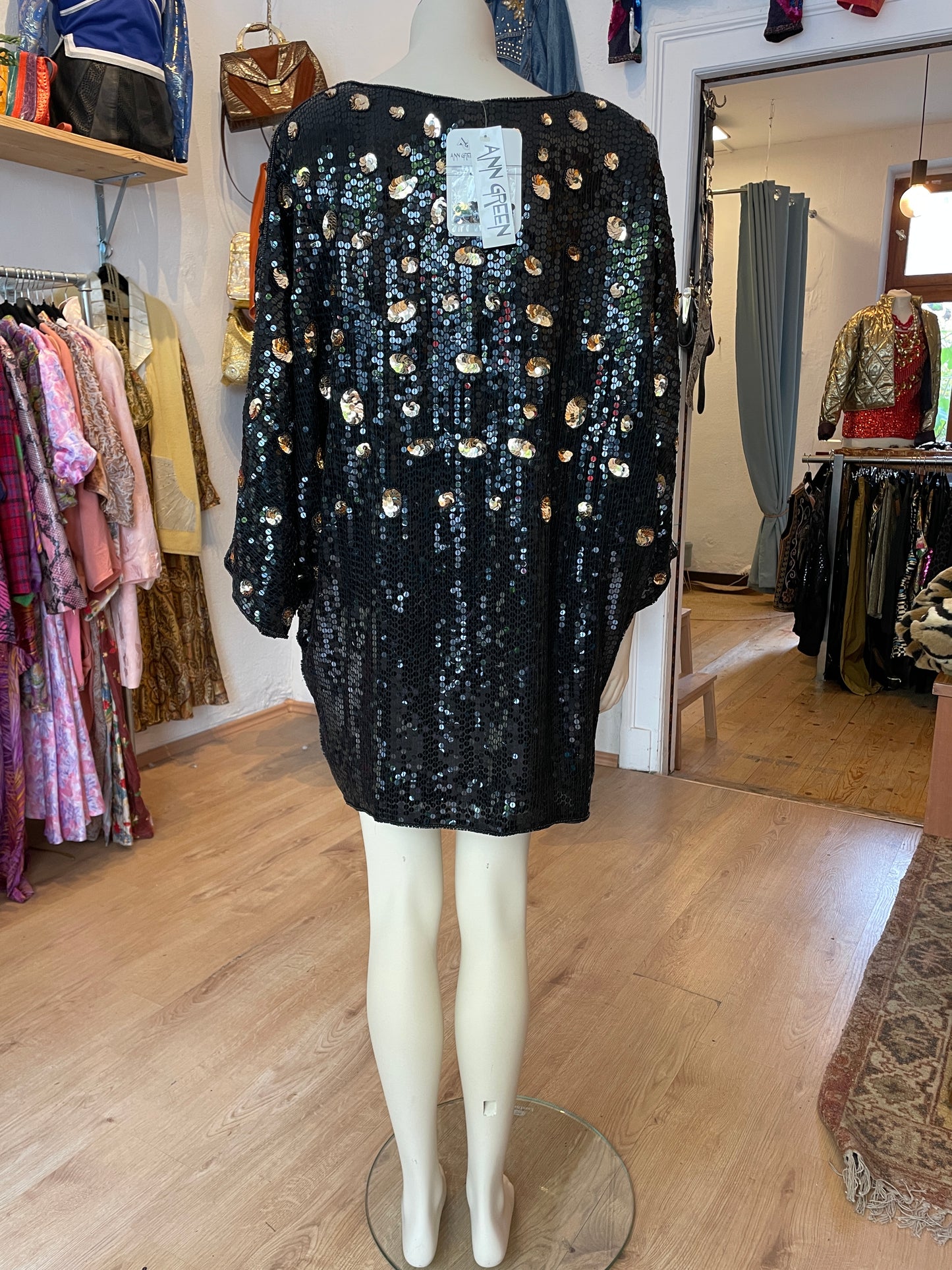 True Vintage Paillettenkleid aus Seide mit XXL Leopardenkopf