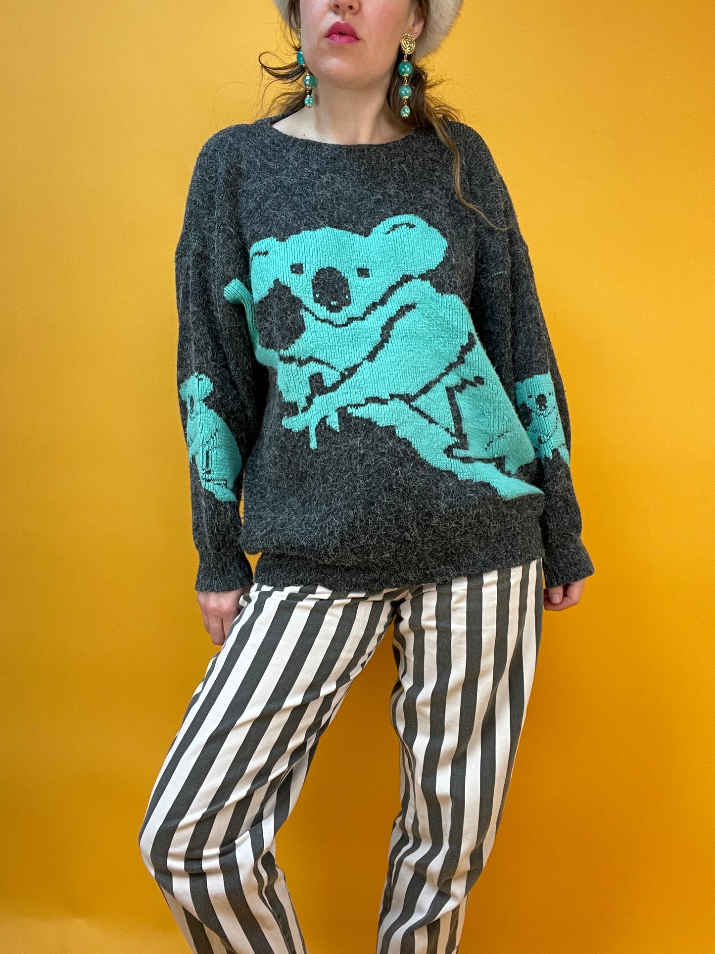 Kuscheliger Sweater mit kleiner Koalafamilie