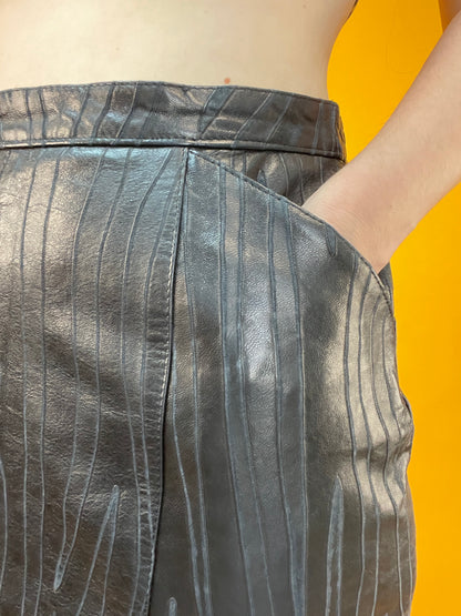 80s Lederrock mit edgy eingestanztem Tigermuster