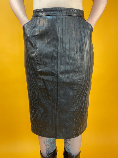 80s Lederrock mit edgy eingestanztem Tigermuster