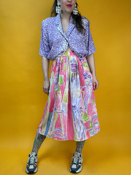 Megasüßer 80s/90s Midirock mit coolem Print in frischen Farben