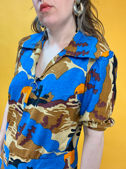 Famoser 70s Jersey Zweiteiler mit sommerlichem Wüstenszenario