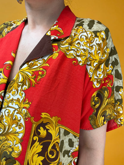 Knüller 80s Blusenshirt mit pompösem Leo-Barockmusterprint