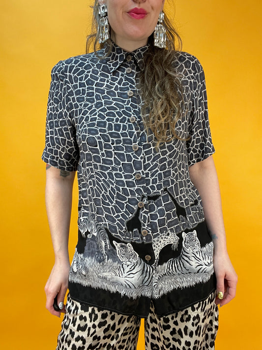 Wild bedrucktes 80s/90s Animal-Szenerie Shirt