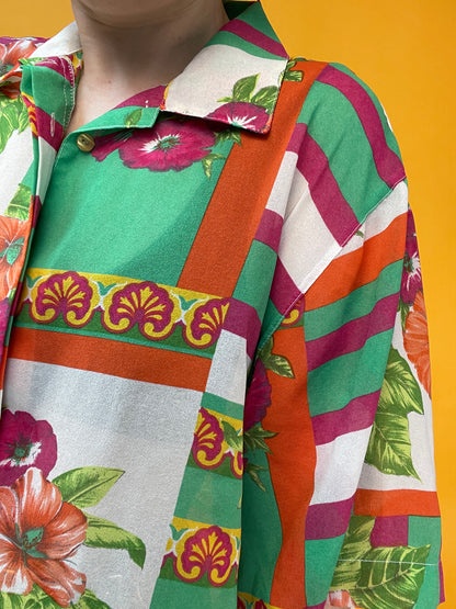 Crazy Pattern Shirt mit Hibiskusblumenprint