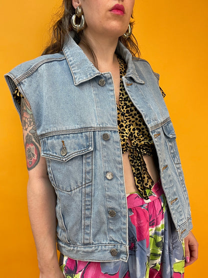 Klassische Denimweste aus hellem, festem Jeans