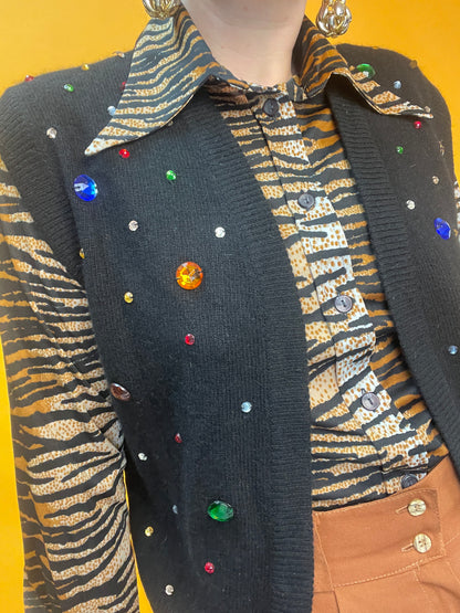 Funky Open Front Strickweste mit bunten Glitzersteinchen