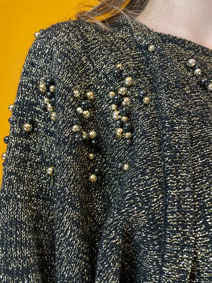 Glitzernder 80s Strickpulli mit riesigen Fledermausärmeln und Rosenapplikationen